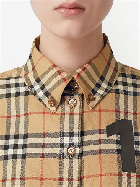 burberry buttons up close